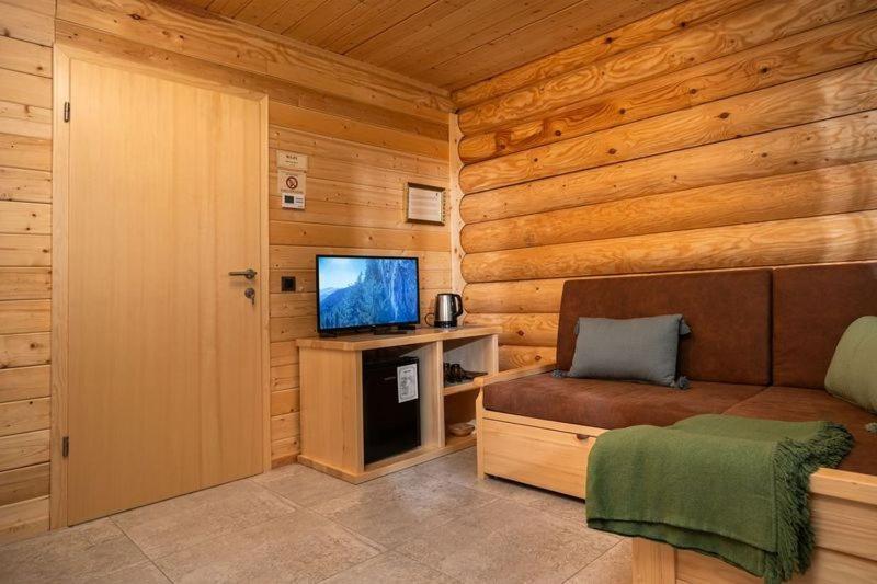 Pristava Lepena Village Екстериор снимка