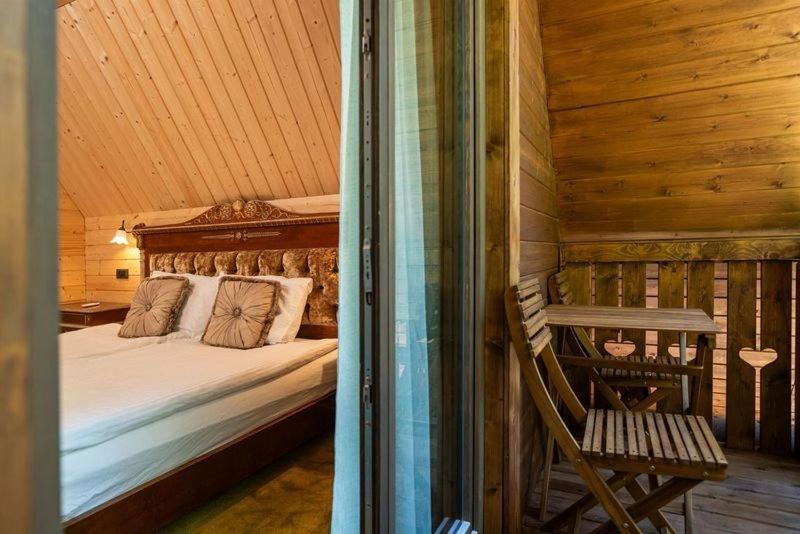 Pristava Lepena Village Екстериор снимка
