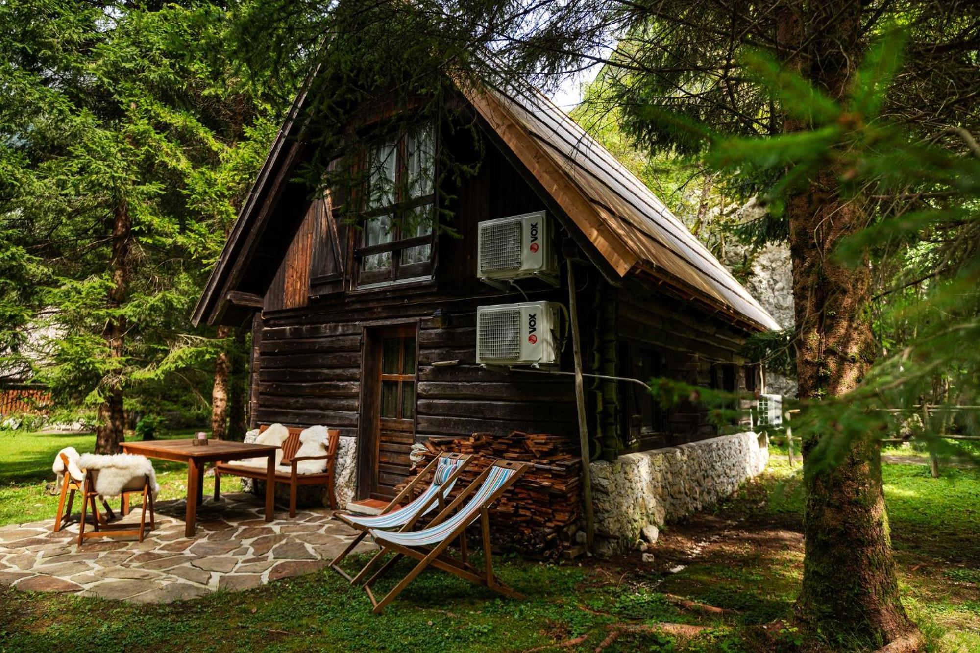 Pristava Lepena Village Екстериор снимка