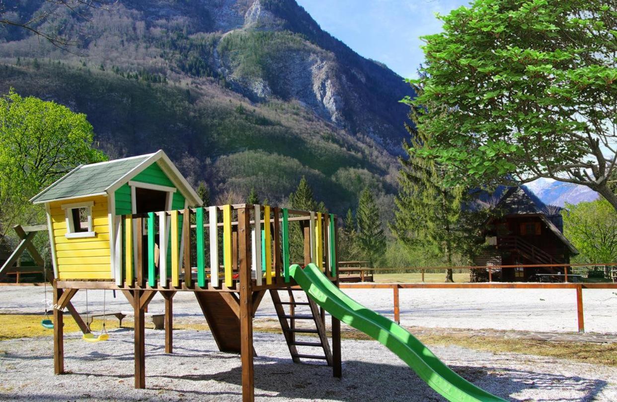 Pristava Lepena Village Екстериор снимка